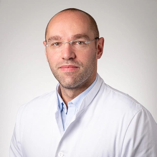 Dr Guillaume Muff