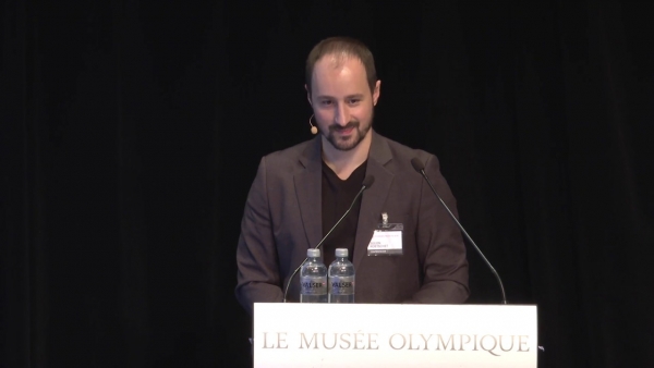 Dyskin&eacute;sie de l'omoplate